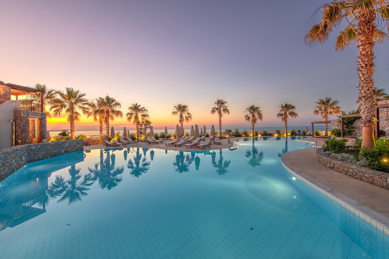 Hotel Ikaros Beach Resort & Spa