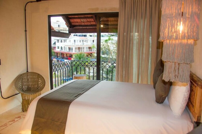 Caribbean Paradise Hotel Boutique & Dive Center