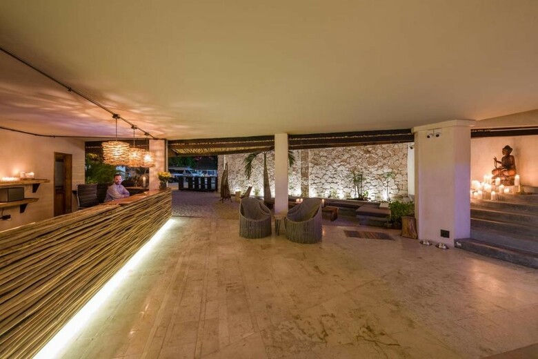 Caribbean Paradise Hotel Boutique & Dive Center