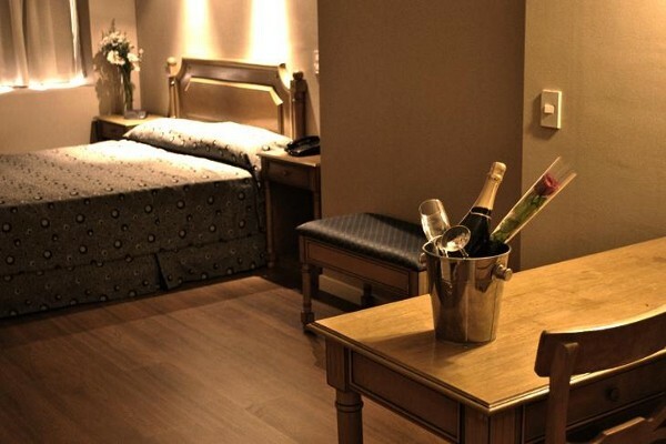 Hotel Up Am�rica Plaza