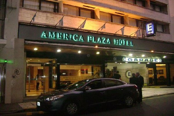 Hotel Up Am�rica Plaza