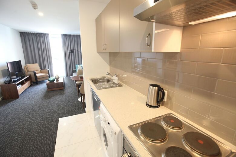 Adelaide Dress Circle Apartments - Kent Town