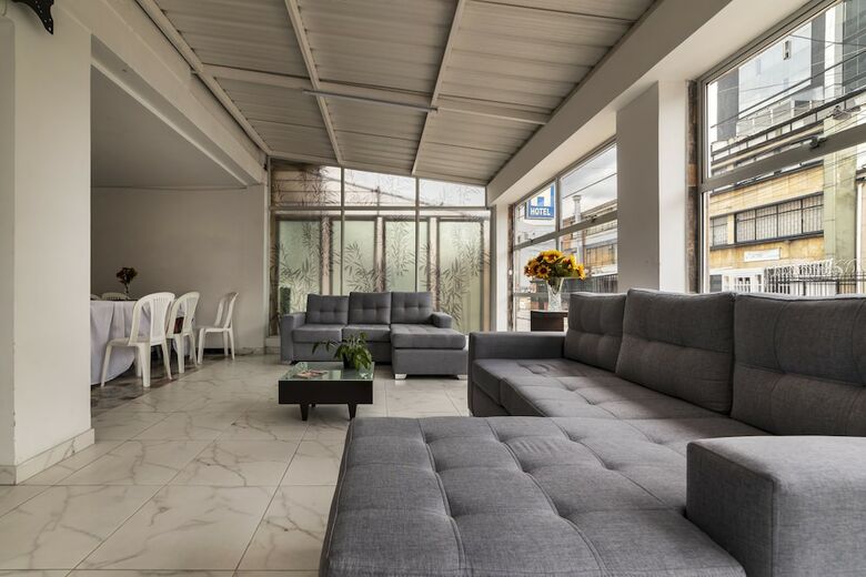 Hotel Ayenda 1059 Boutique Mavia