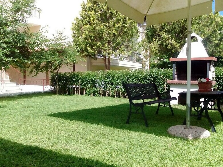 Apartamentos Siviri Rental Houses