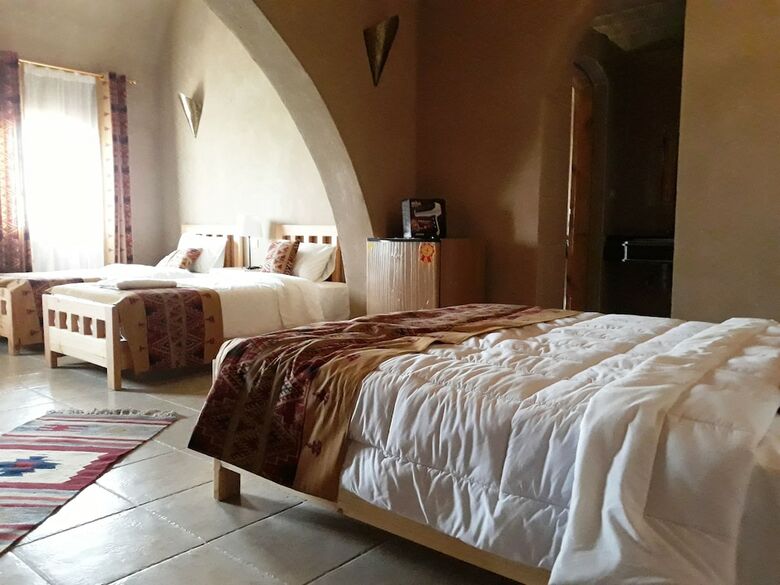 Embrace Hotel