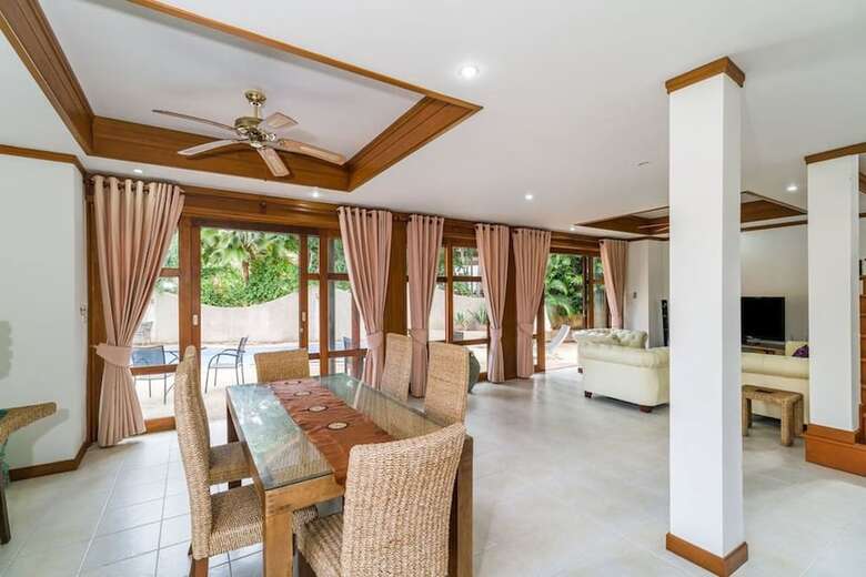 4 Br Villa On Beachfront Resort - Tg44