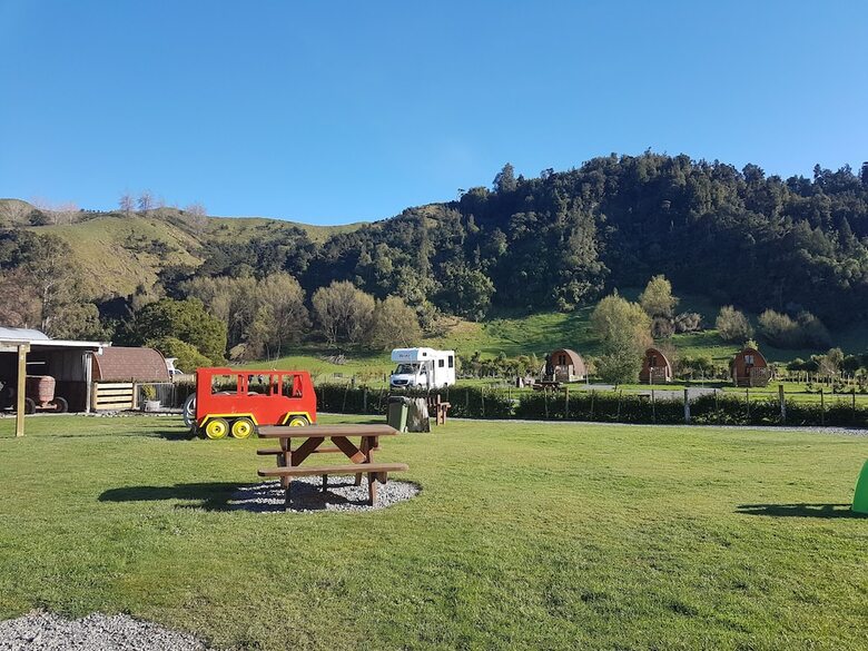 Flat Hills Cafe And Tourist Park
