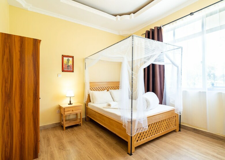 Rayan Apartments & Safaris