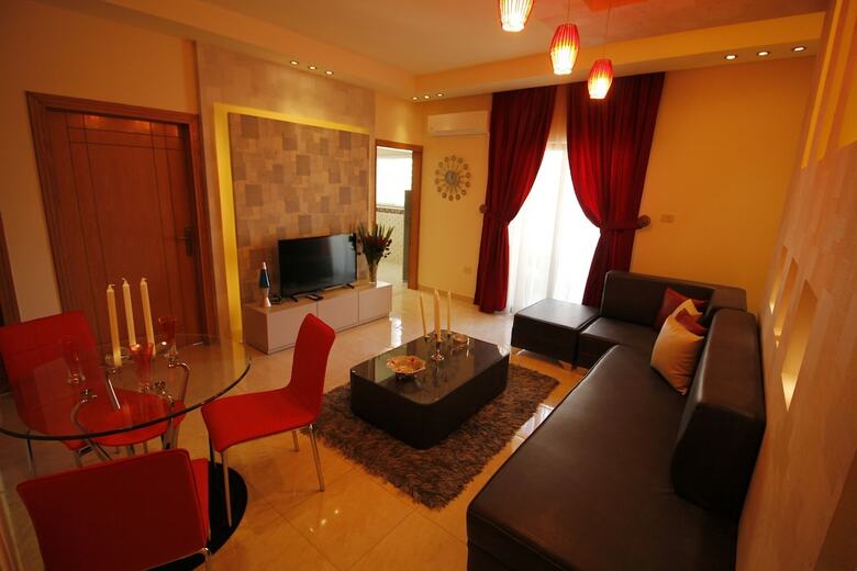 Aqarco Shmaisani Apartment