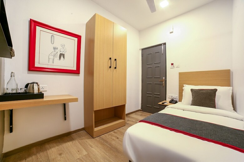 Hotel Oyo Flagship 573 Chakala Sahar Road