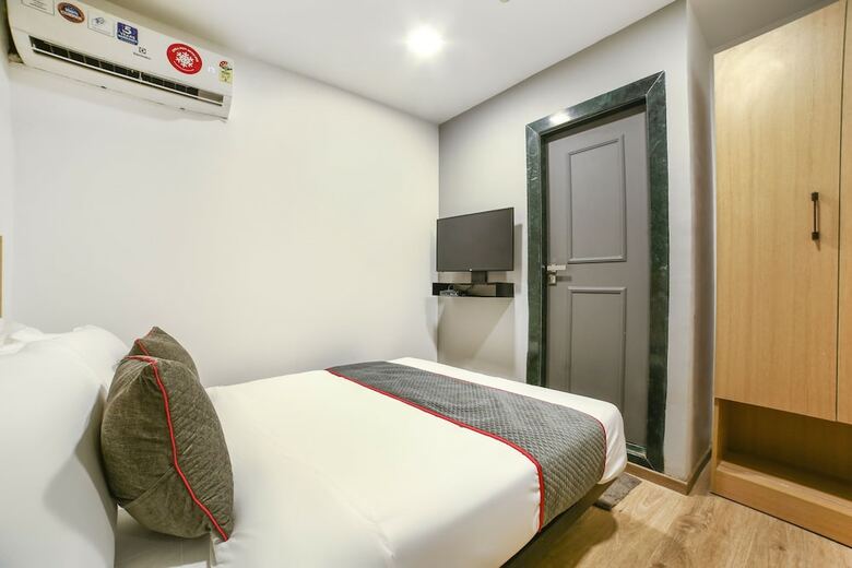 Hotel Oyo Flagship 573 Chakala Sahar Road