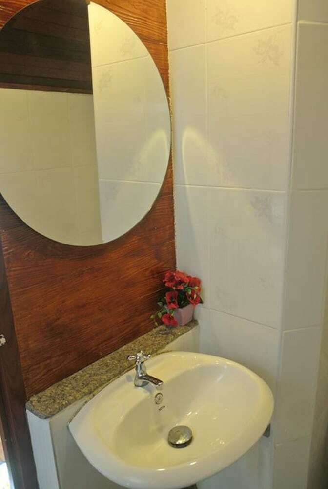 Hotel Ruenthong Resort Surat Thani