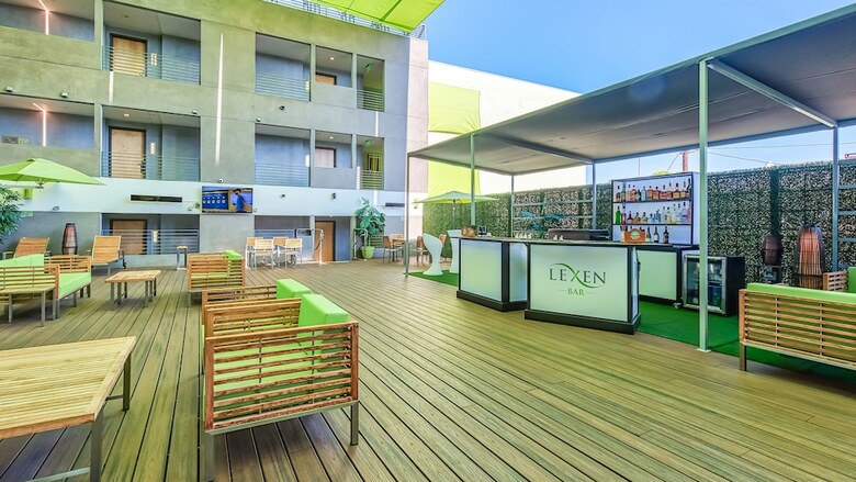 Lexen Hotel-north Hollywood Near Universal