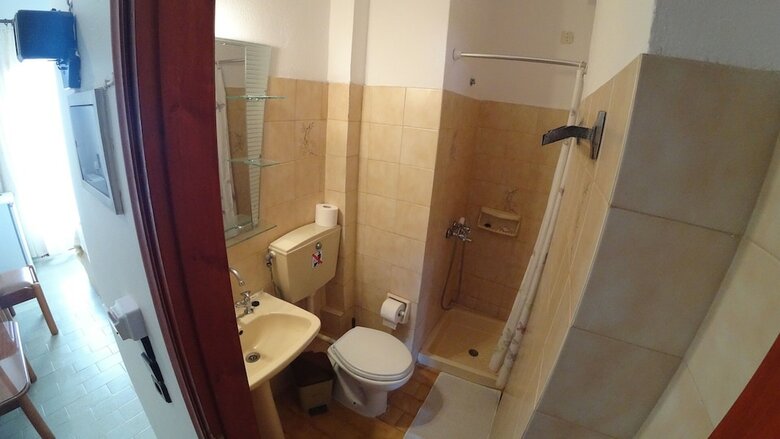 Petania Hotel & Apartments