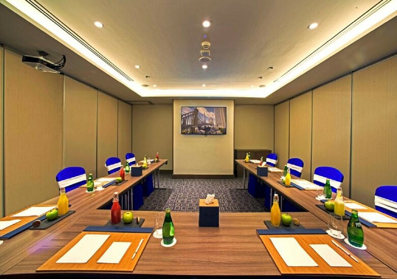 Mena Plaza Hotel Albarsha