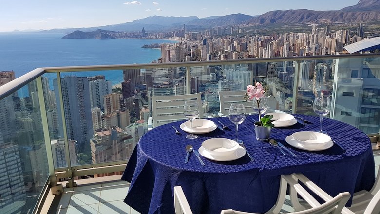 Apartamentos Benidorm Sky (torre Lugano)
