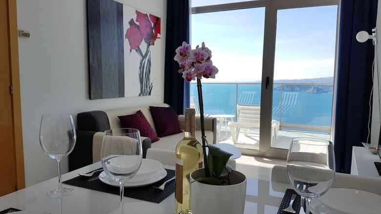 Apartamentos Benidorm Sky (torre Lugano)