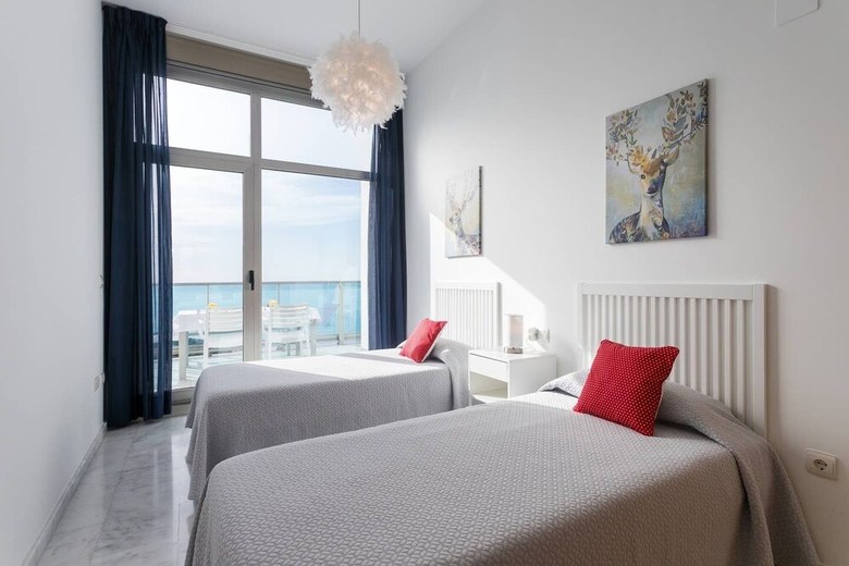 Apartamentos Benidorm Sky (torre Lugano)