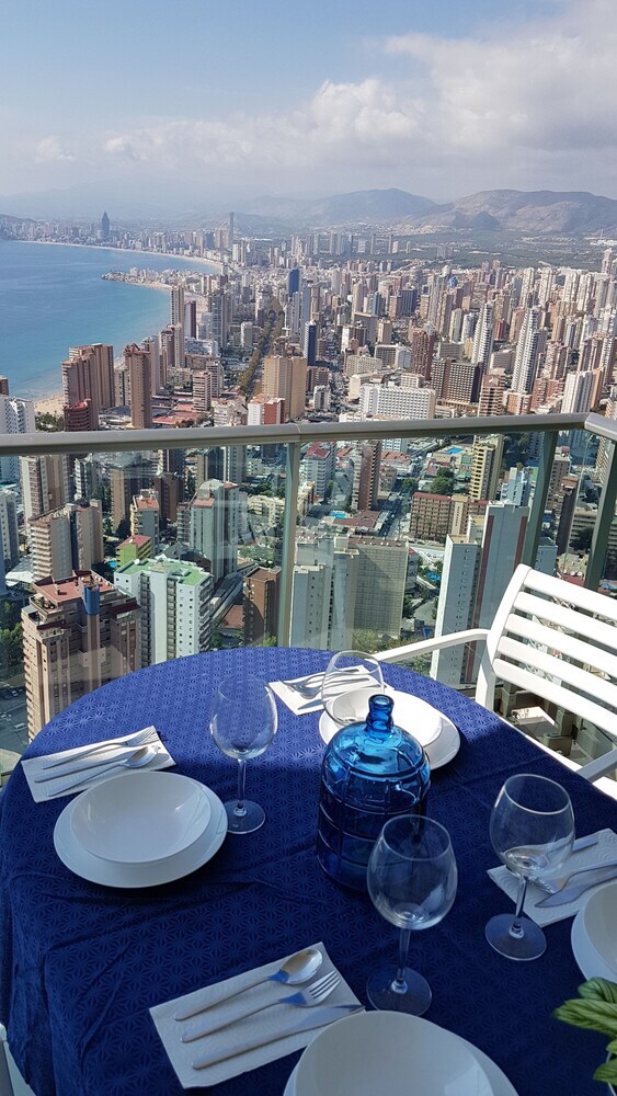 Apartamentos Benidorm Sky (torre Lugano)