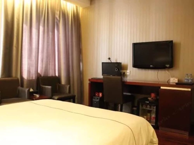 Yiwu Bai Heng Hotel