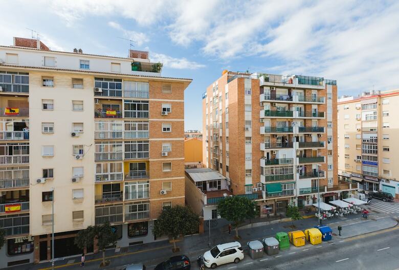 Apartamentos Sunhome Carlos Haya Flat