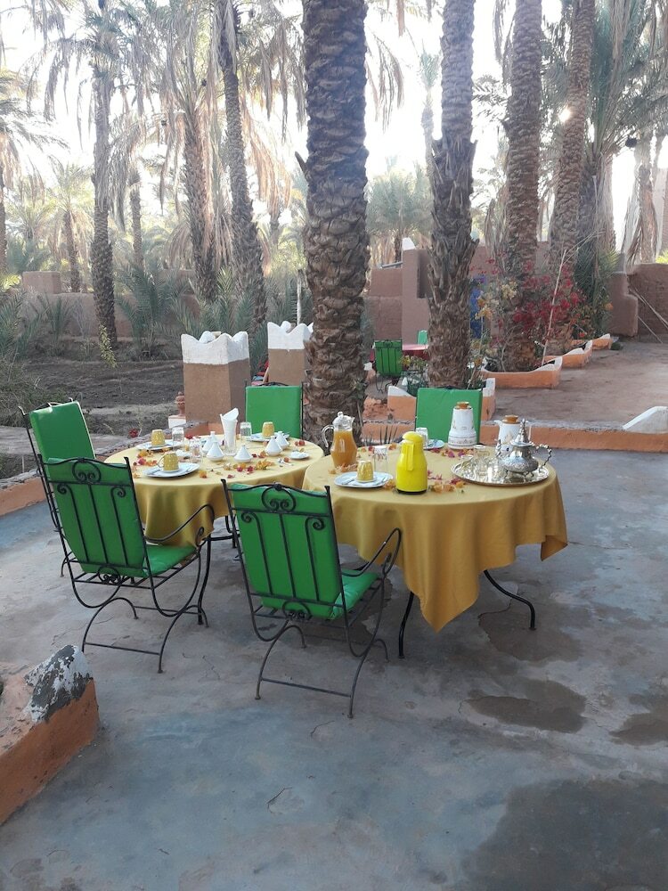 Hotel Riad Tagmadart Ferme D'h�te