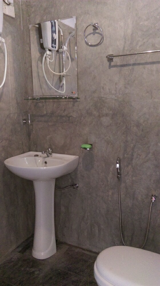 Hotel Aluthgedara Guest House