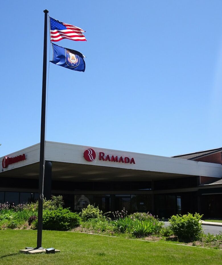 Hotel Ramada By Wyndham Cedar City