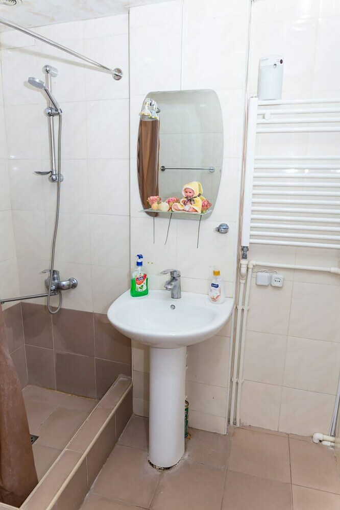 Hostal Friendship Hostel & Tours
