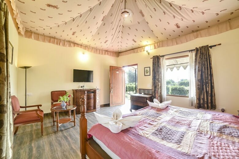 Hotel Lohana Village Resort