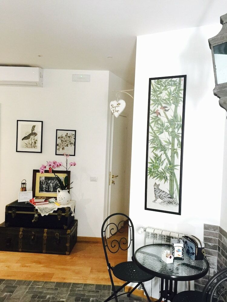 Hotel La Piazzetta Delle Regine
