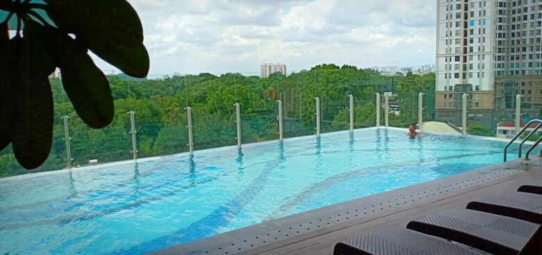 Five Star Studio Apartment Near Airport