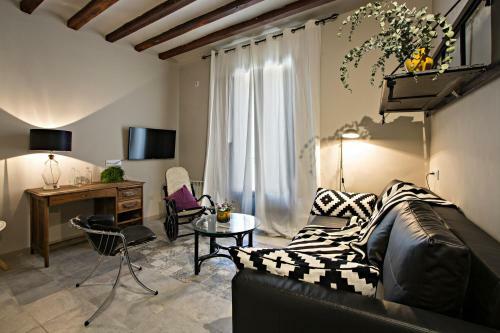 Apartamentos El Jardinet De Sant Esteve