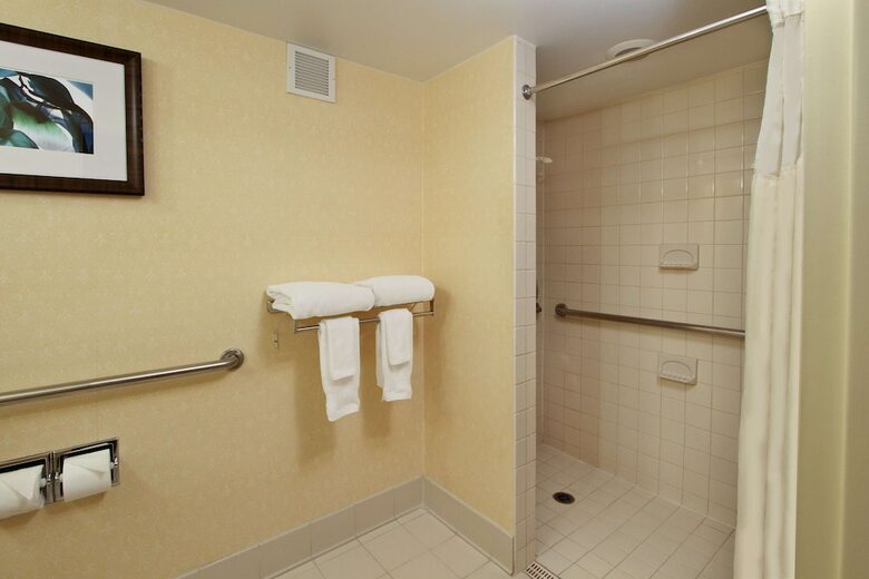 Hotel Doubletree By Hilton Mahwah