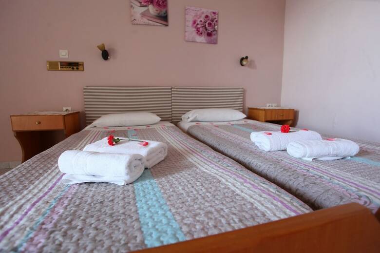 Bed & Breakfast Argiroupolis Maria Rooms