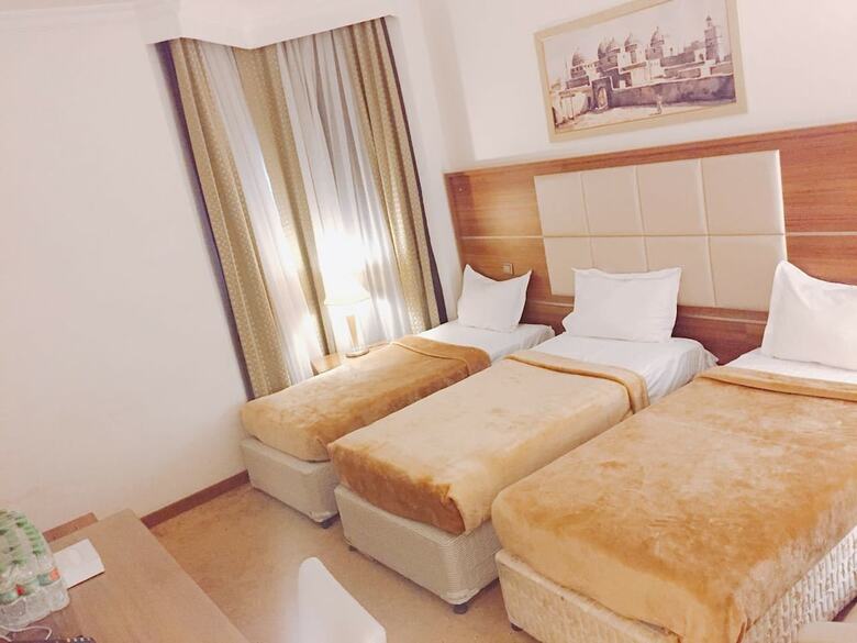 Hotel Golden Tulip Al Mektan