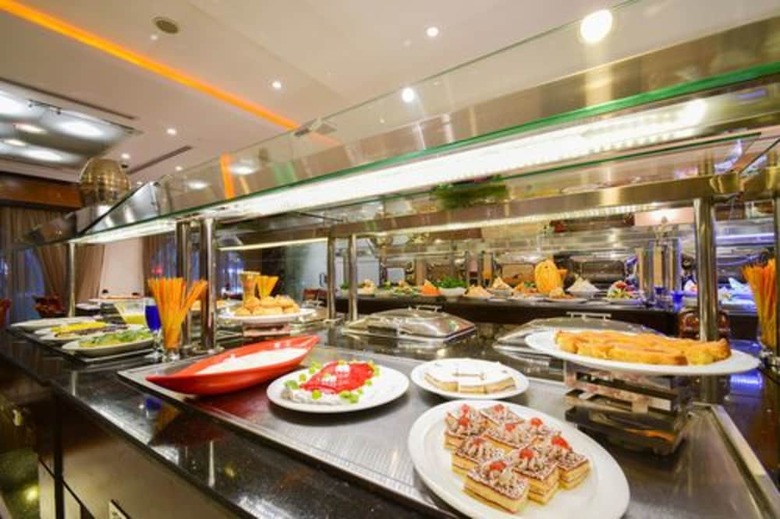 Hotel Golden Tulip Al Mektan