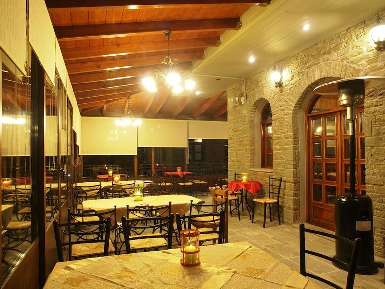 Hotel Archontiko Tzoumerkon