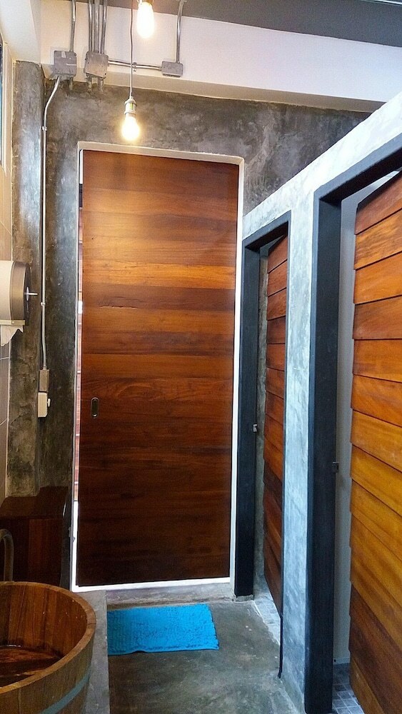 Hostal Baan Mai Kradan Hostel Chiang Rai