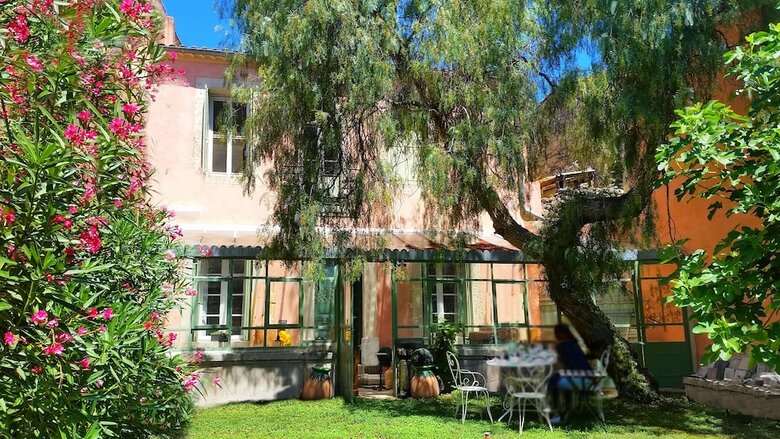 Hotel Aumes Sweet Home