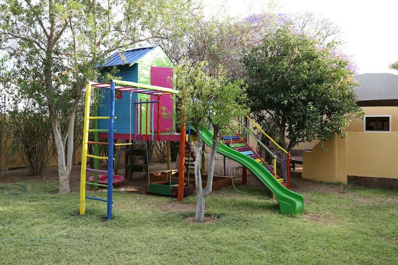 Hotel Capbon Guesthouse