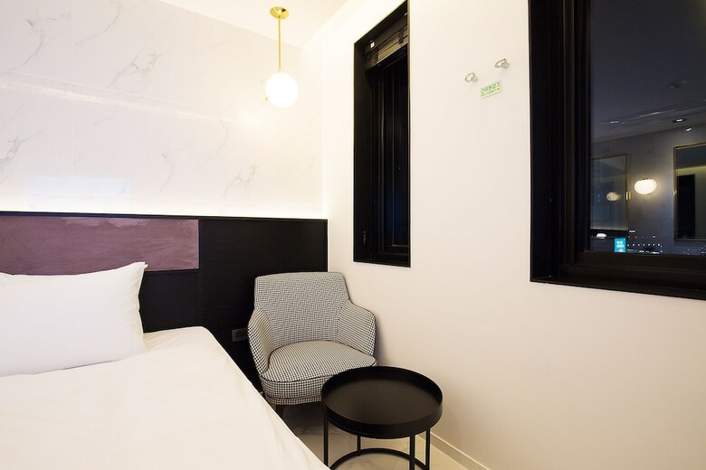 Brown Dot Hotel Business Busan Station