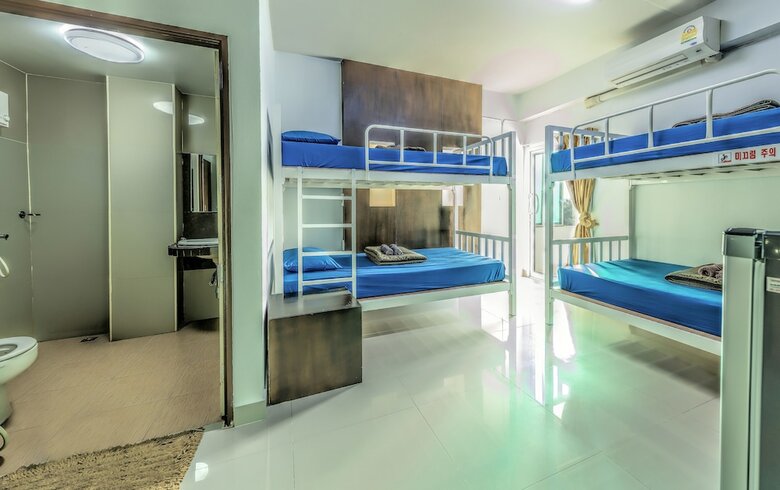 Hostal Goldengate Guesthouse - Hostel