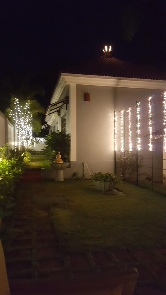 Hotel Crown Villa Vagator