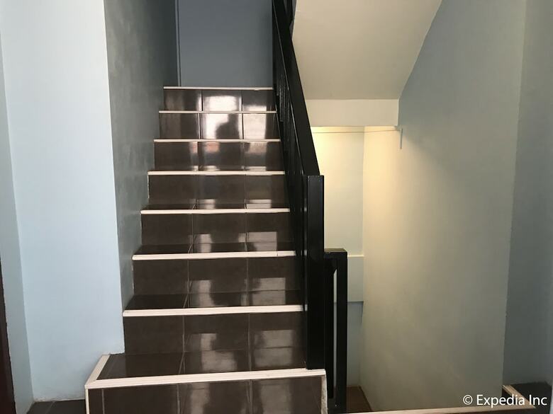 Hotel Burnout Guesthouse
