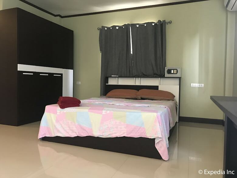 Hotel Burnout Guesthouse