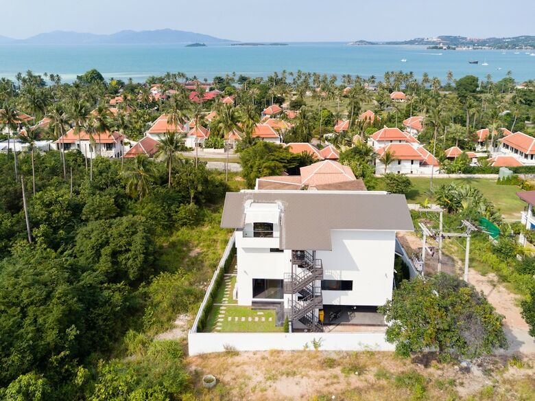 6br Villa Near Bangrak Beach