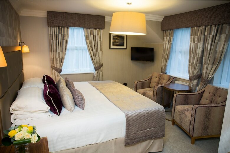 Lodore Falls Hotel & Spa