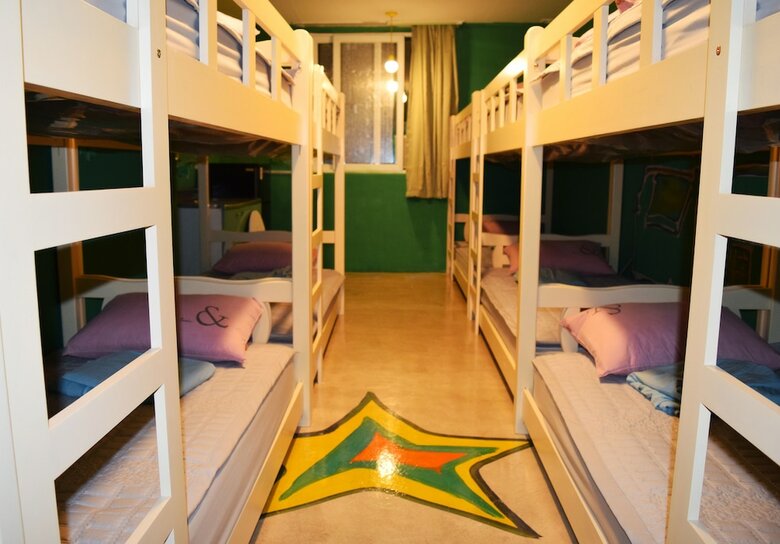Hostal Sumsum Guest House - Hostel