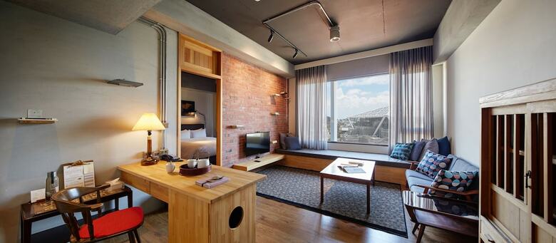 U.i.j Hotel & Hostel